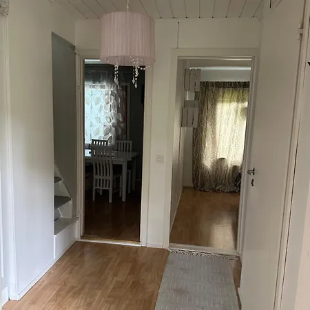 Wooden House 2 Bedrooms Apartamento Turku