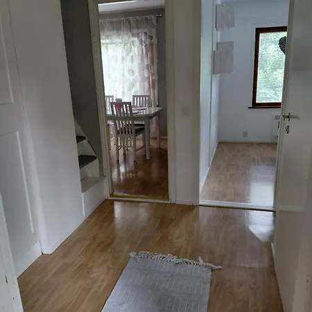Wooden House 2 Bedrooms Apartamento Turku